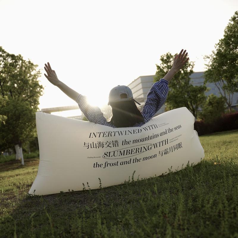 Opblaasbare bank voor liggen e - Outdoor Adventure Festival recensie en prijs